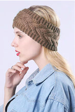 Load image into Gallery viewer, Cable Knit Headband