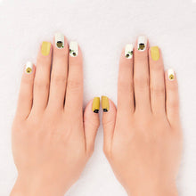 Load image into Gallery viewer, Buzzy Bees Nail Wrap Kit