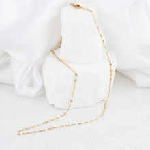 Load image into Gallery viewer, 14K Gold Filled Plus™ Lip Chain Necklace: Gold / 24"