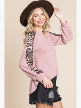 Load image into Gallery viewer, Hacci Leopard Top
