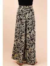 Load image into Gallery viewer, Ezra Wide Leg Pants
