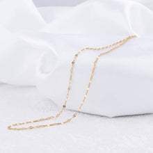 Load image into Gallery viewer, 14K Gold Filled Plus™ Lip Chain Necklace: Gold / 24"
