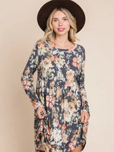 Load image into Gallery viewer, Layla Dress
